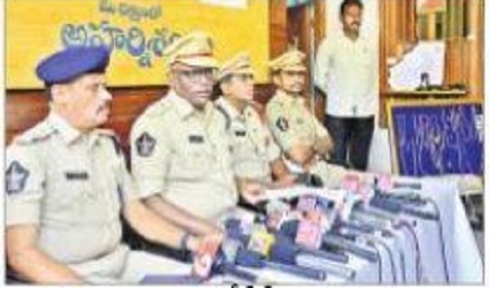 రెట్టింపు కాదు.. అంతా కనికట్టు.!