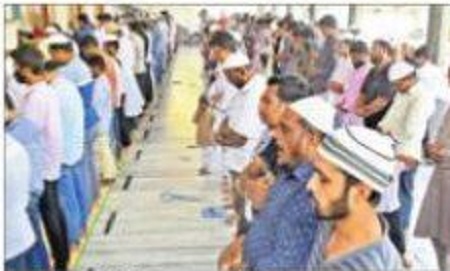 ఆధ్యాత్మిక  కళ.. రంజాన్ నెల