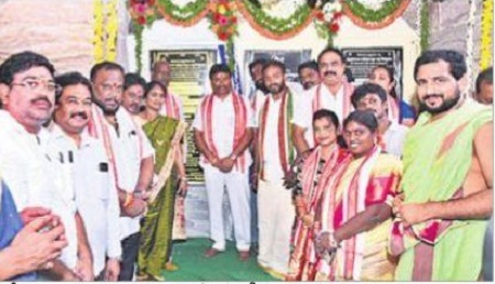 అభివృద్ధి పనులకు శంకుస్థాపన