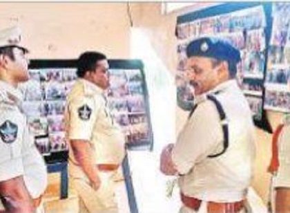 నందిగామ సబ్ డివిజన్‌లో పర్యటించిన వెస్ట్ జోన్ డీసీపీ