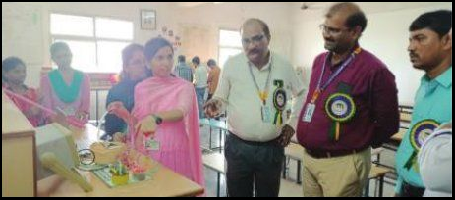 విద్యార్థుల్లో సాంకేతిక ప్రతిభను వెలికి తీయాలి