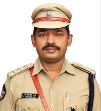 పచ్చళ్ళ పేరుతో డ్రగ్స్ రవాణా?