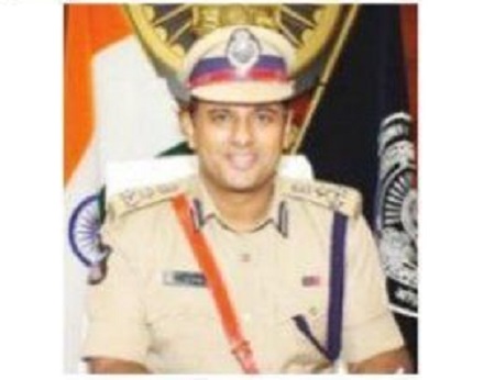 రాజ్ భవన్ ముట్టడి చట్టవిరుద్ధం