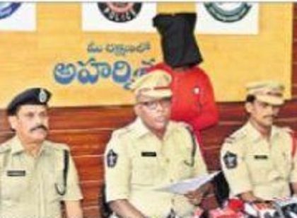 కక్ష సాధింపు కోసమే బైక్ ల దహనం