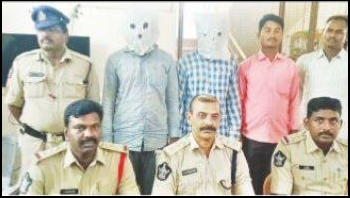 తాపీమేస్త్రీ హత్య కేసును ఛేదించిన పోలీసులు