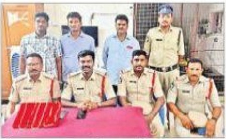 చోరీలకు పాల్పడుతున్న మహిళ అరెస్ట్