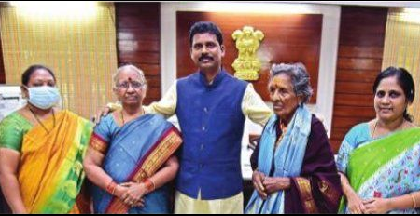 ప్రత్యక్షదైవం తల్లికి వందనం..