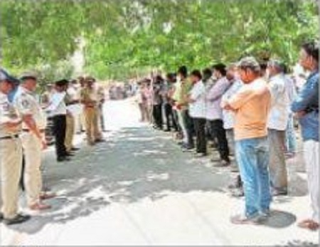 పద్ధతి మార్చుకోకపోతే జైలుకే