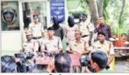 ఇద్దరు చైన్ స్నాచర్ల అరెస్ట్