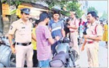 నందిగామలో వాహన తనిఖీలు