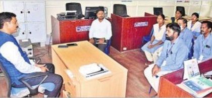 సచివాలయాల వ్యవష్థకు వన్నె తేవాలి