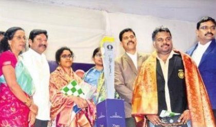 ఆకాశమే హద్దు