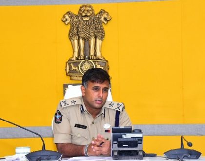 రౌడీషీటర్ దుర్గారావు నగర బహిష్కరణ