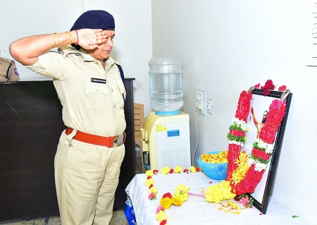 భారత స్వాతంత్య్ర సమర యోధుడు శ్రీ అల్లూరి సీతారామరాజు గారి జయంతి సందర్భంగా ఘన నివాళి