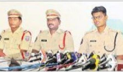 ట్రస్ట్ నుంచి పరారైన బాలుర ఆచూకీ లభ్యం