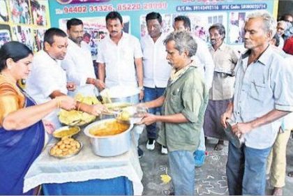 సేవల్లో భాగస్వామ్యం కావాలి