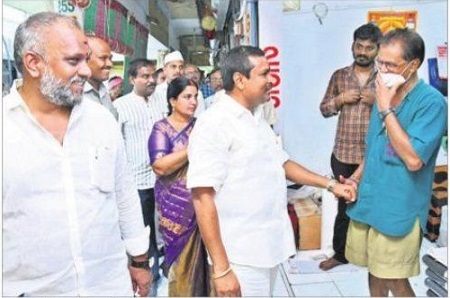 వస్త్రలతలో సమస్యలు పరిష్కారానికి కృషి