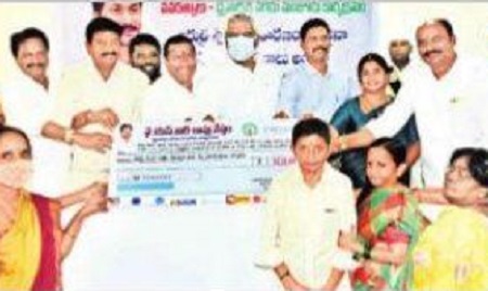 అర్హులందరికీ సంక్షేమ పథకాలు