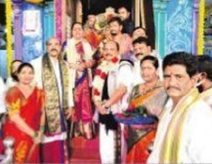 దుర్గమ్మకు ఆషాఢ సారె