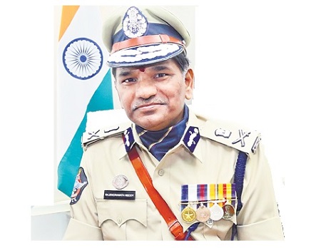 వినాయక ఉత్సవాలపై ఎలాంటి ఆంక్షలు లేవు
