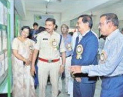 పఠనంపై ఆసక్తి పెంచుకోవాలి