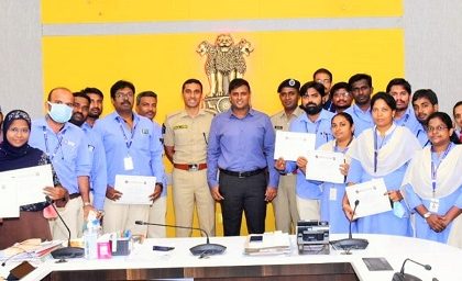 దిశ డౌన్ లోడ్‌లో విశేష ప్రతిభకు ప్రశంసా పత్రాలు