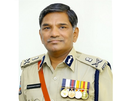 డీజీపీ రాజేంద్రనాథ్ రెడ్డికి రాష్ట్రపతి పతకం