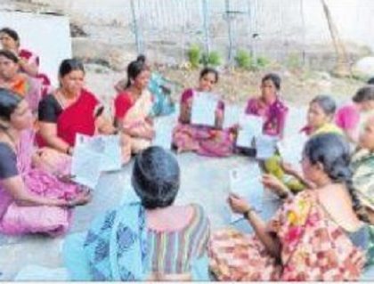 పారిశ్రామికవేత్తలుగా పొదుపు మహిళలు