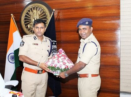 ఏడీసీపీ శ్రీనివాసరావుకు కేంద్ర ఎక్స్ లెన్స్ ఇన్వెస్టిగేషన్ మెడల్