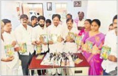 పర్యావరణ హితమైన ప్రతిమలనే పూజించాలి