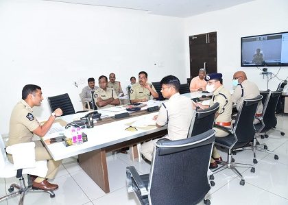 పెండింగ్ కేసుల పరిష్కారంపై దృష్టి
