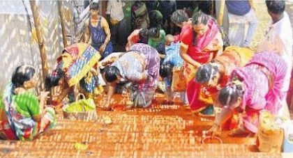 పోటెత్తిన ఇంద్రగిరి