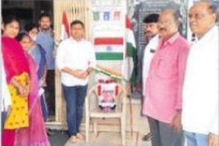 వి.వి. గిరికి ఘన నివాళి