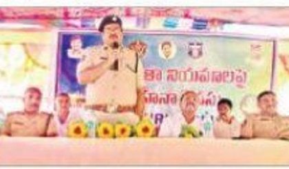 వాహన చోదకులు నిబంధనలు పాటించాలి