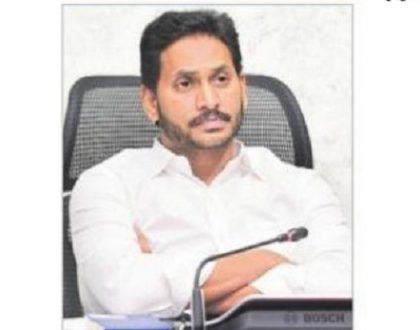 కాలువలతో చెరువుల అనుసంధానం