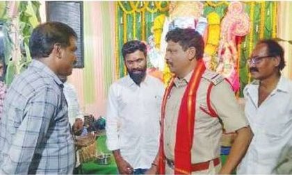 ప్రతి పందిరిలో బీట్ పుస్తకాలుండాలి
