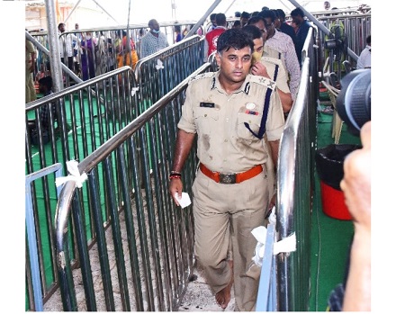 భళా  సీపీ.. భళా..!