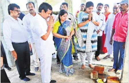 ఉర్దూ కళాశాల అభివృద్ధి పనులకు శ్రీకారం