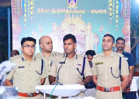 1 నుంచి ట్రాఫిక్  మళ్లింపు