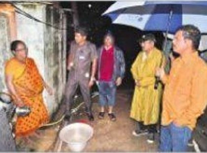 అదే తీరు..  కృష్ణమ్మ  హోరు