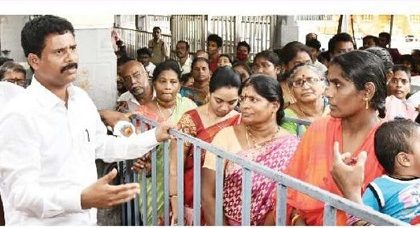 దసరా ఏర్పాట్లపై కలెక్టర్ ఆరా