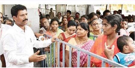 దసరా ఏర్పాట్లపై కలెక్టర్ ఆరా