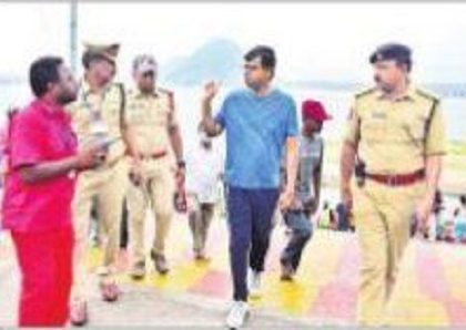 మిషన్ క్లీన్ కృష్ణా  గోదావరిలో  భాగస్వాములు కావాలి