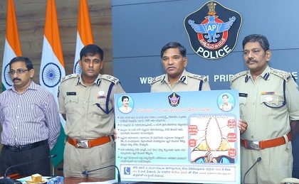 మోసకారి లోన్ యాప్ కంపెనీలపై కఠిన చర్యలు