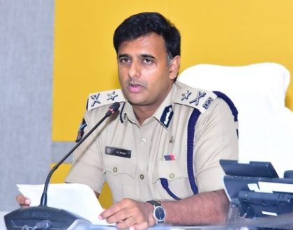 చెడు నడత కలిగిన మరొక వ్యక్తి నగర బహిష్కరణ