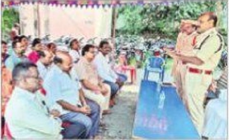 ట్రాఫిక్ సమస్య పరిష్కారానికి సహకరించండి