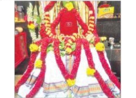 భక్తి శ్రద్ధలతో కార్తీక పూజలు