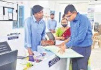 సంక్షేమ పథకాలపై అవగాహన కల్పించండి