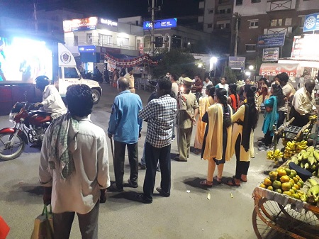 చేరువ వాహనం ద్వారా ప్రజలకు అవగాహన