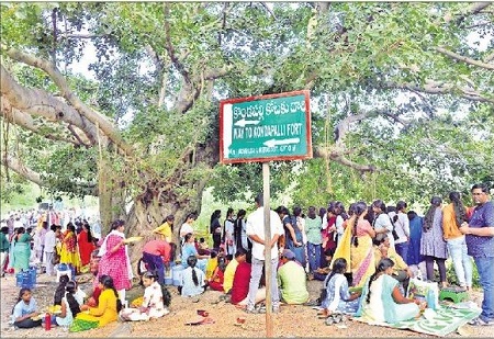 సకుటుంబ సపరివారం.. ఆనంద సంబరం